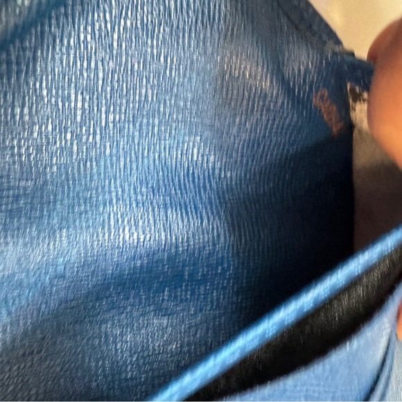 Louis Vuitton Epi Leather Blue Long Wallet - Preloved in Excellent Condition - Picture 13 of 15